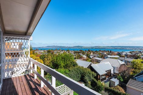 Photo of property in 9 Kempton Place, Richmond Heights, Taupo, 3330