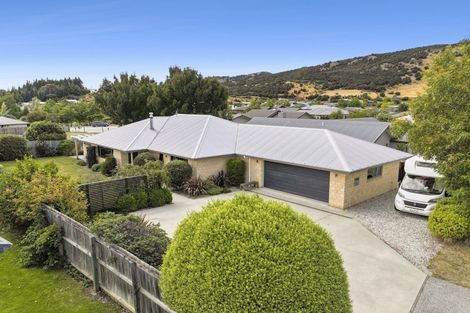 Photo of property in 88 Mount Iron Drive, Wanaka, 9305