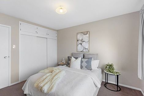 Photo of property in 1/124 Lake Terrace Road, Burwood, Christchurch, 8061