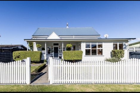 Photo of property in 19 Sheehan Street, Bay View, Napier, 4104