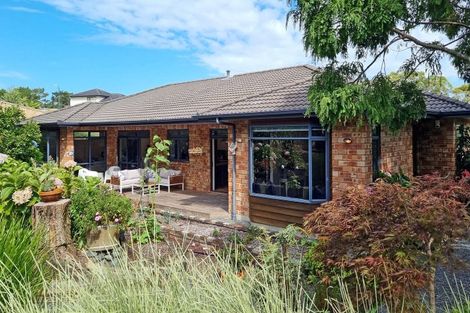 Photo of property in 55a Lonely Track Road, Fairview Heights, Auckland, 0632