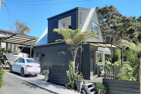 Photo of property in 100c Greenslade Road, Raglan, 3295