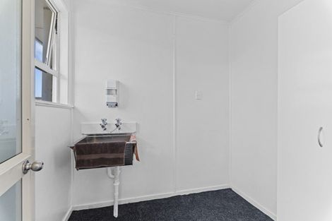 Photo of property in 14 Tohora Place, Spotswood, New Plymouth, 4310