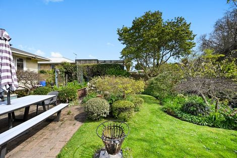 Photo of property in 25 Greta Street, Glenview, Hamilton, 3206