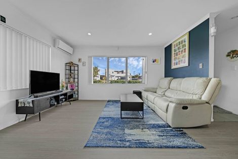 Photo of property in 3/46 Park Estate Road, Rosehill, Papakura, 2113