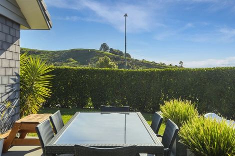 Photo of property in 39 Ballintoy Park Drive, Welcome Bay, Tauranga, 3175