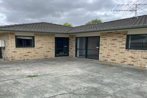 Photo of property in 51 Carisbrook Crescent, Papakura, 2110