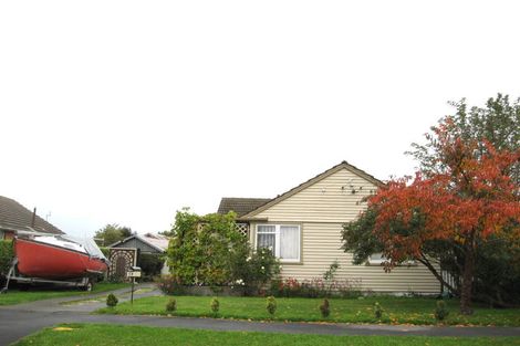 Photo of property in 14 Camden Street, Northcote, Christchurch, 8052