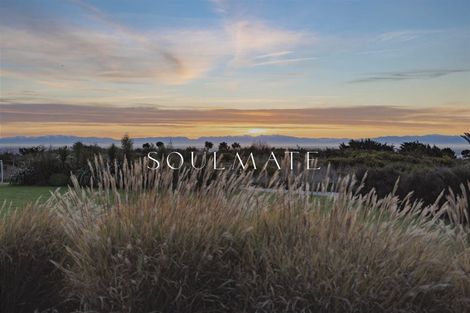 Photo of property in 2 Aglaia Place, Cracroft, Christchurch, 8022