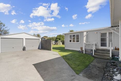 Photo of property in 4 Humphries Street, Greytown, 5712