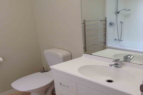 Photo of property in 30 Sandwick Drive, Weymouth, Auckland, 2103