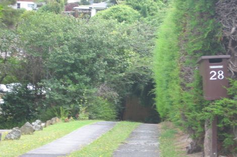 Photo of property in 28 Sunnyfield Crescent, Glenfield, Auckland, 0629