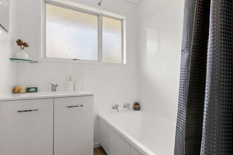 Photo of property in 35a Edmund Road, Mangakakahi, Rotorua, 3015