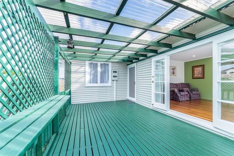 Photo of property in 209 Sturges Road, Henderson, Auckland, 0612