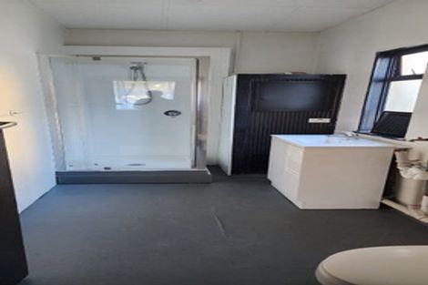 Photo of property in 66 Beauchamp Street, Tawa, Wellington, 5028