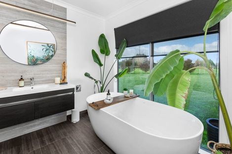 Photo of property in 15 Shadbolt Drive, Leamington, Cambridge, 3432