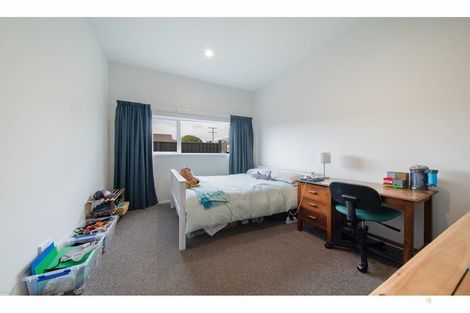 Photo of property in 70-70a High Street, Kensington, Timaru, 7910