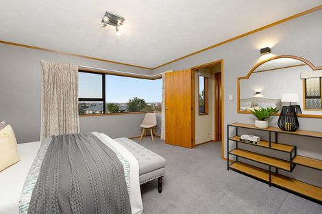 Photo of property in 65 Rhinevale Close, Henderson, Auckland, 0612