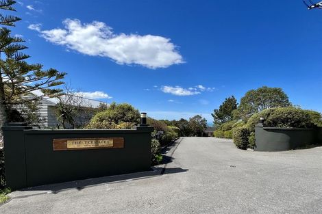 Photo of property in 351 Mount Pleasant Road, Mount Pleasant, Christchurch, 8081