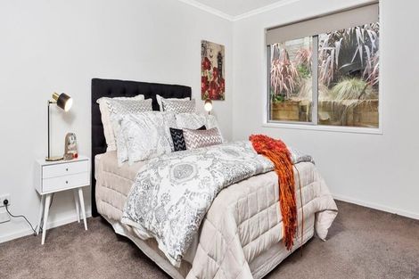 Photo of property in 4 Mcneish Place, Pokeno, 2402