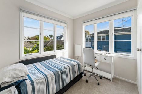 Photo of property in 48 Torkar Road, Clarks Beach, 2122