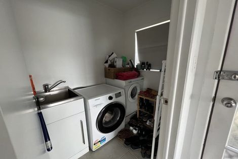 Photo of property in 157a Carlisle Road, Northcross, Auckland, 0632