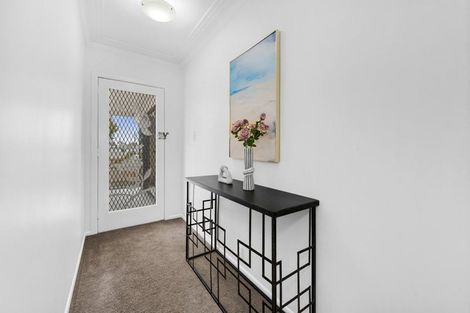 Photo of property in 11 Tampin Road, Hillpark, Auckland, 2102