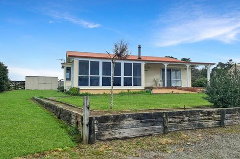 Photo of property in 1256 Frankley Road, Hurworth, New Plymouth, 4371