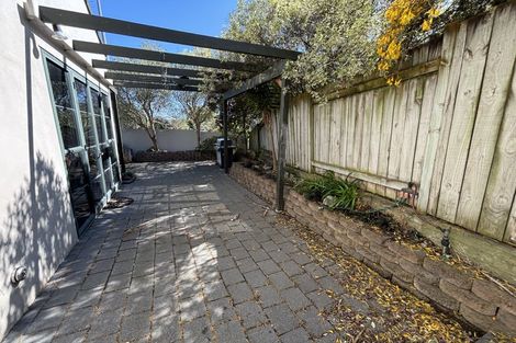 Photo of property in 16 Ruapehu Drive, Fitzherbert, Palmerston North, 4410