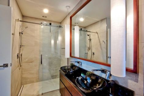 Photo of property in 61 Middleton Road, Queenstown Hill, Queenstown, 9300