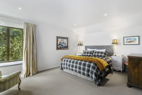 Photo of property in 32 Irvine Road, The Cove, Dunedin, 9077