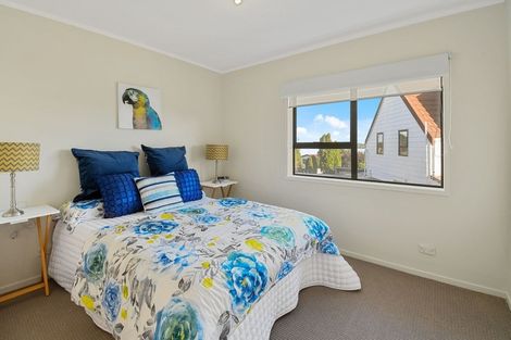 Photo of property in 81 St Annes Crescent, Wattle Downs, Auckland, 2103