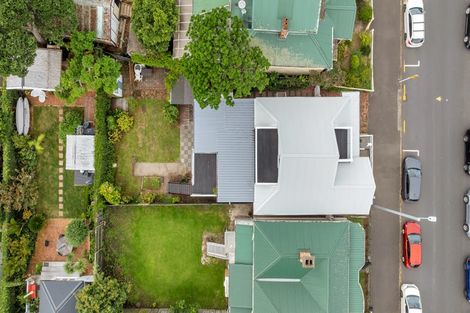 Photo of property in 29 Queens Parade, Devonport, Auckland, 0624