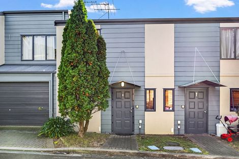 Photo of property in 42 Park Avenue, Papatoetoe, Auckland, 2025