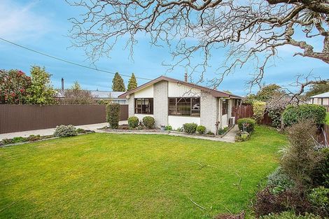 Photo of property in 4 Maple Grove, Gore, 9710