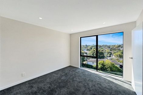 Photo of property in 9/28 Ludlow Terrace, Totara Vale, Auckland, 0627