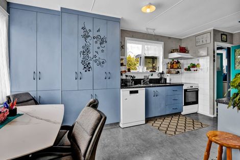 Photo of property in 99 Hathaway Street, Stratford, 4332