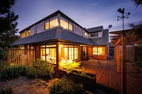 Photo of property in 7a Palm Avenue, Hokowhitu, Palmerston North, 4410