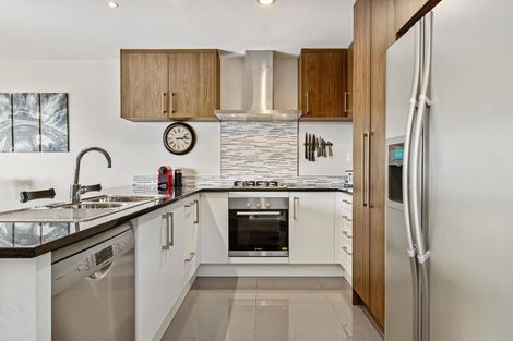 Photo of property in 235c Porchester Road, Takanini, 2112