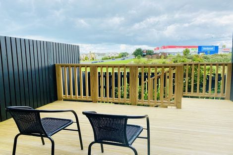 Photo of property in 24/47a Huntington Drive, Huntington Park, Auckland, 2013