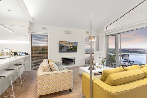 Photo of property in 44 Saint Andrews Hill Road, Mount Pleasant, Christchurch, 8081