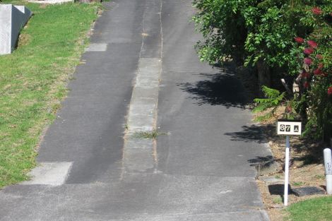 Photo of property in 2/67 Langana Avenue, Browns Bay, Auckland, 0630