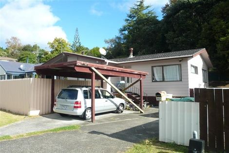 Photo of property in 82 Powrie Street, Glenfield, Auckland, 0629