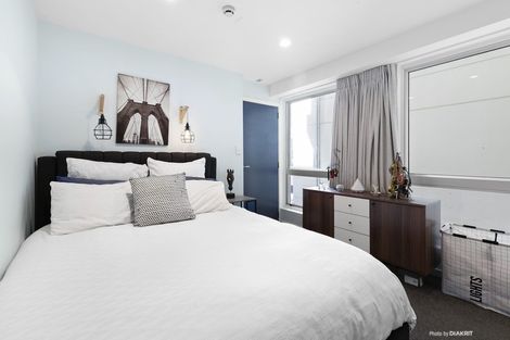 Photo of property in Terrace Heights Apartments, 2g/163 The Terrace, Wellington Central, Wellington, 6011