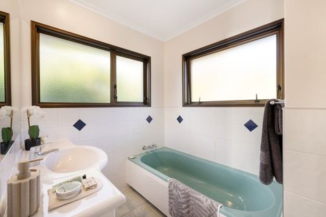 Photo of property in 17 Tinopai Drive, Omokoroa, 3114