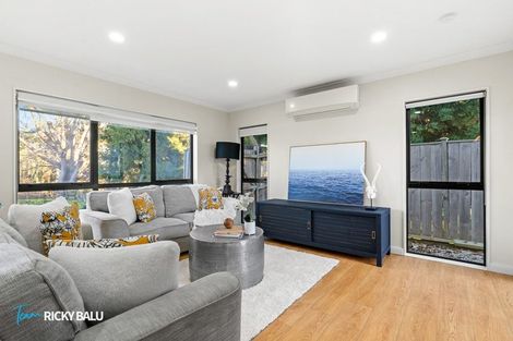 Photo of property in 17 Hard Beech Street, Takanini, 2110