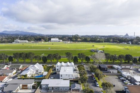 Photo of property in 1/4 Cracroft Street, Welbourn, New Plymouth, 4310