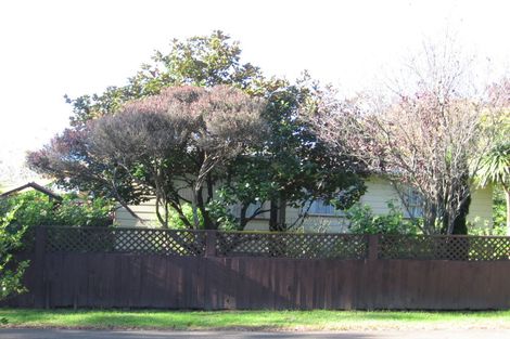 Photo of property in 1 Sandrine Avenue, Clover Park, Auckland, 2019