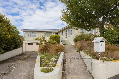 Photo of property in 43 Stuart Street, Holmes Hill, Oamaru, 9401
