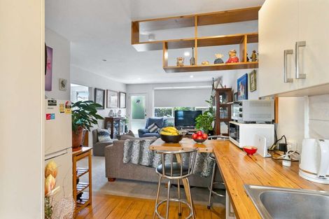 Photo of property in 2/51 Southampton Street, Sydenham, Christchurch, 8023